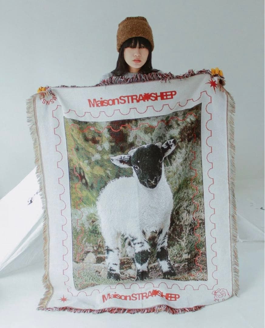 MAISON STRAYSHEEP RUG ラグ ブランケット - メルカリ