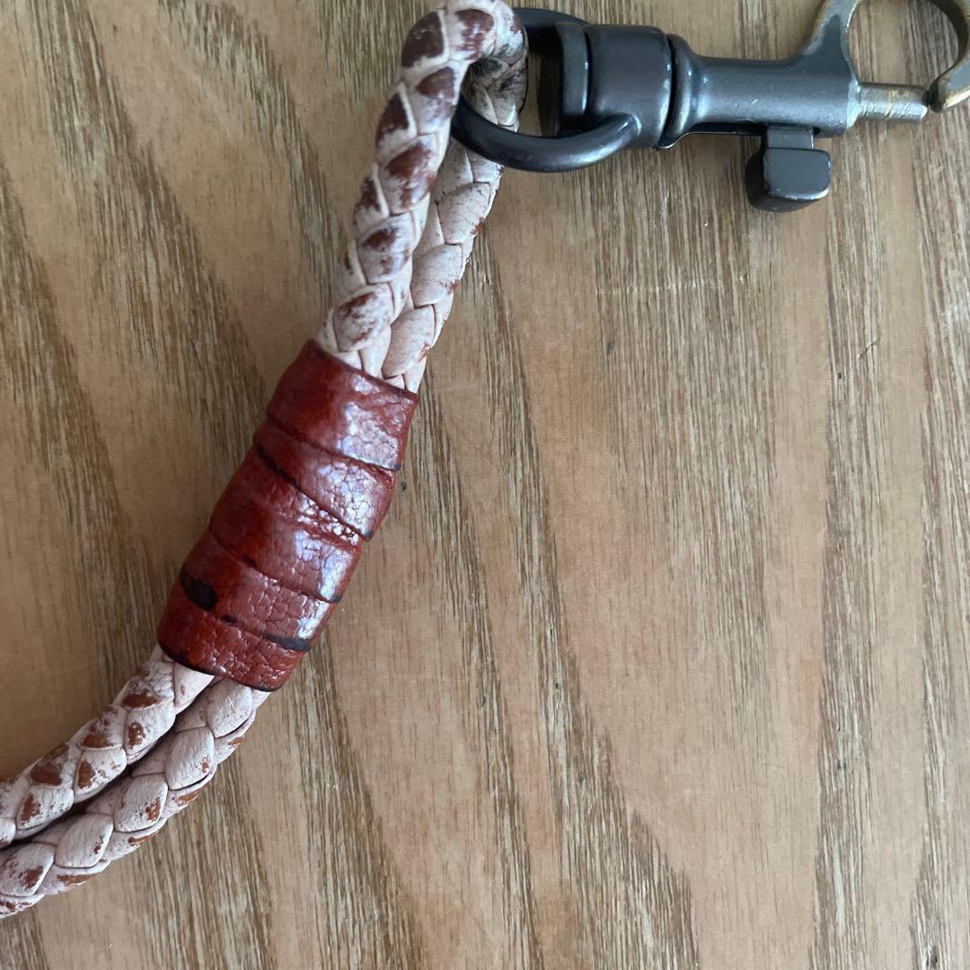 ボッテガヴェネタレザー編み込みストラップ キーチェーン - メルカリ