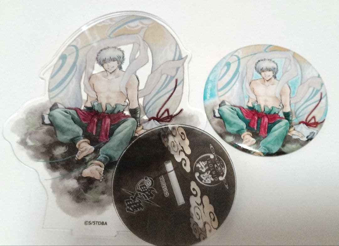 銀魂　坂田銀時　風神　缶バッジ　アクリルスタンド 銀魂 坂田銀時 アクリルスタンド＆ 缶バッジセット｜Yahoo!フリマ（旧