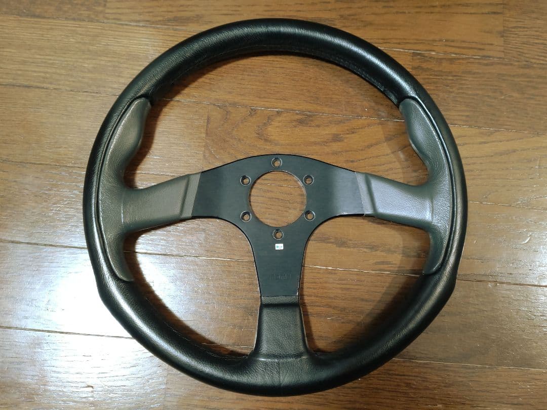 MOMO ステアリング TYP D35 KBA 70116 モモ momo TYP D35/KBA 70116 ステアリング ブラック - メルカリ