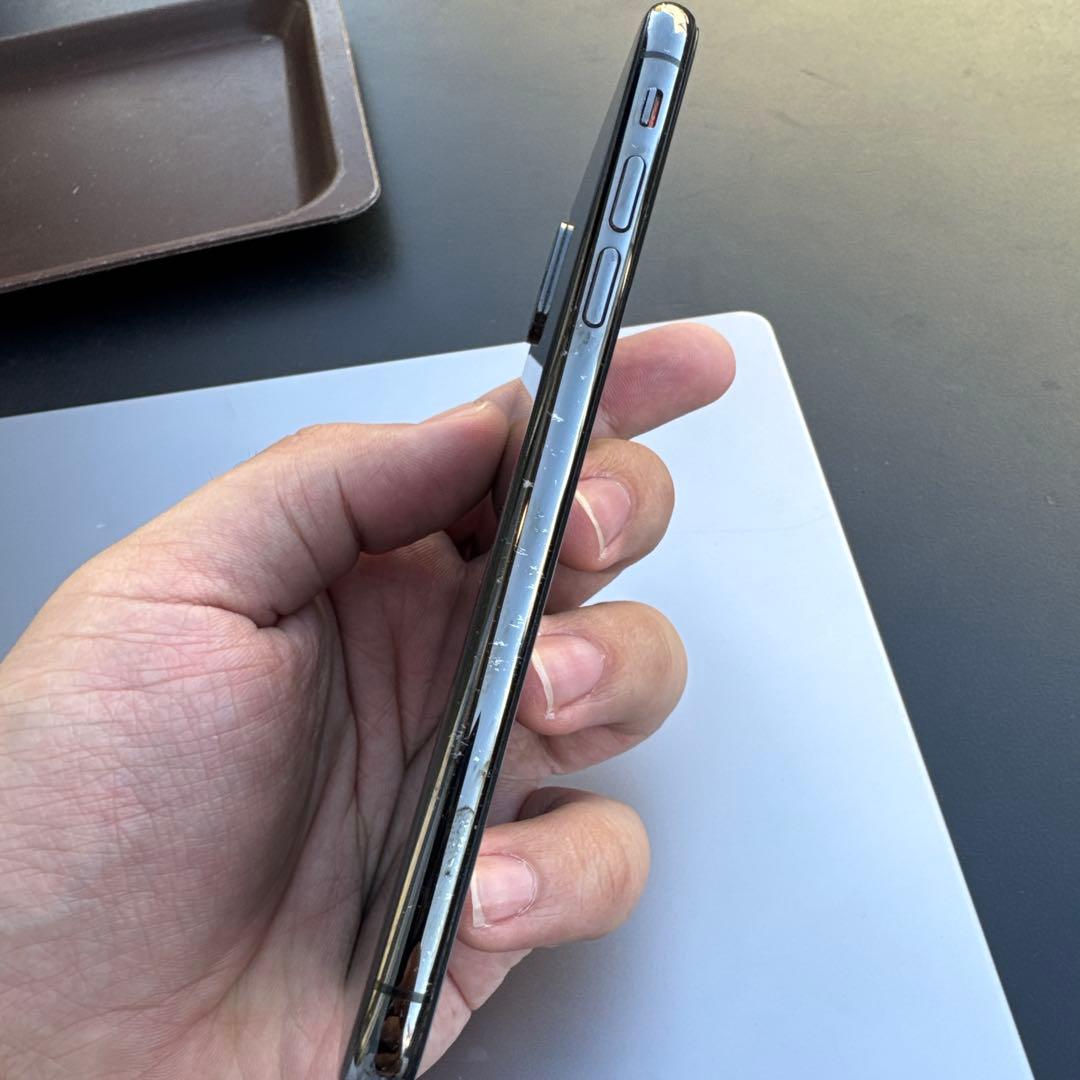 Apple iPhone X スペースグレー 本体 - メルカリ