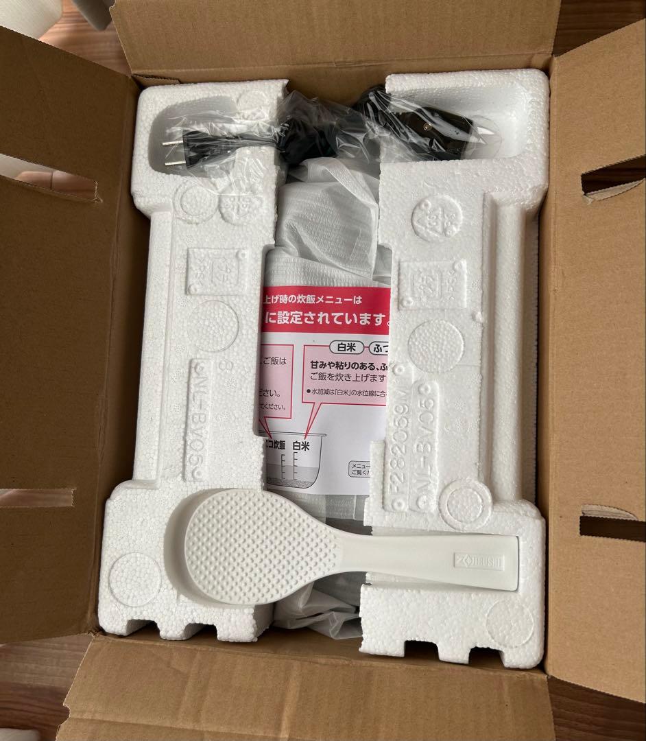 新品未使用　象印 炊飯器 NL-BX05-BA 0.54L 23年製　極め炊き