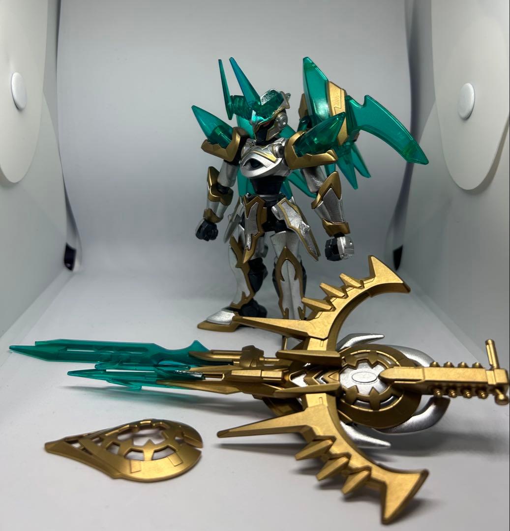 プラモデル 組立済 模型 LBX ダンボール戦機 シャドールシファー 完成