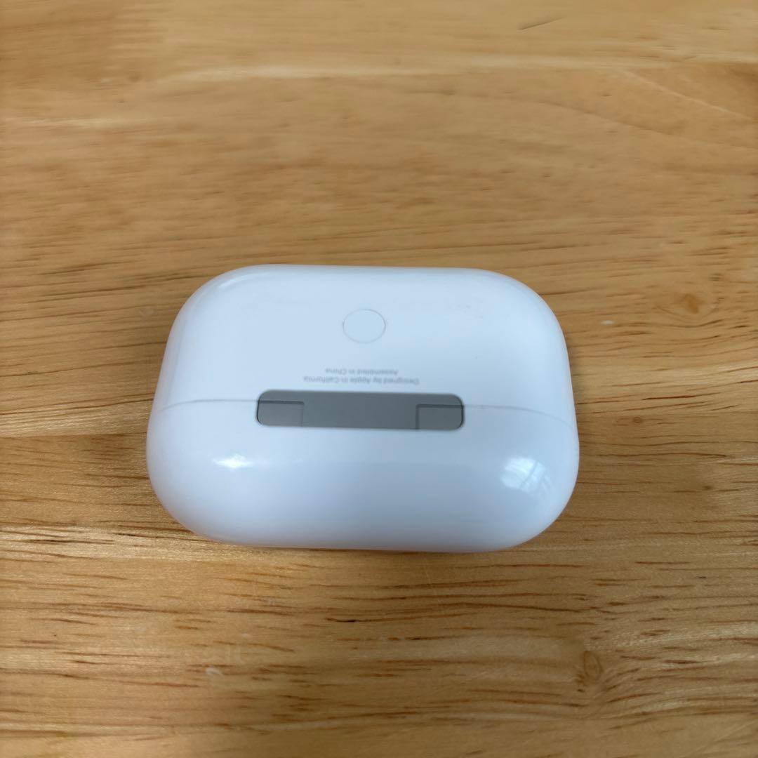 ジャンク品】Apple AirPods Pro 第1世代（ケース・両耳セット） - メルカリ