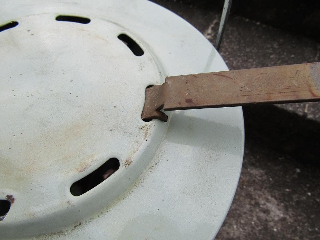 イギリス製 アラジンストーブ用 芯カッター 上蓋外し 貴重 ビンテージ