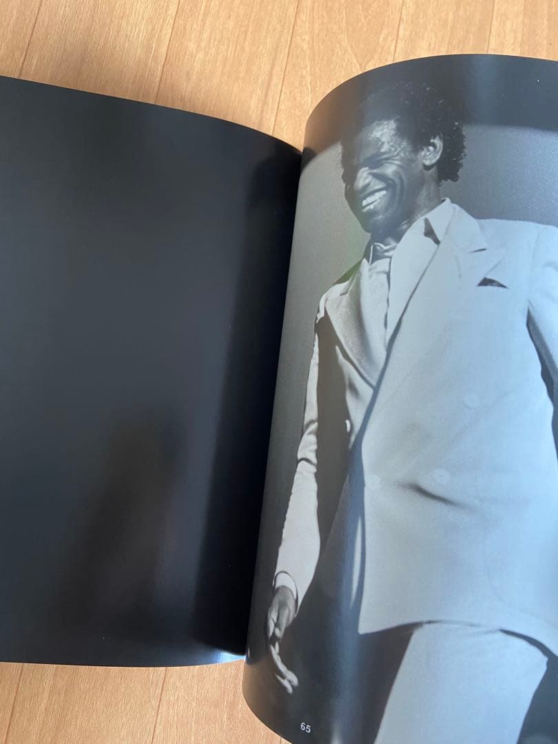 THE BEAUTIFUL & THE DAMNED 写真集 Ann Summa