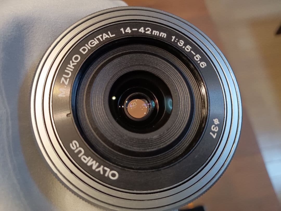 限界価格【レンズプロテクター付き】極美品 OLYMPUS 14-42mm EZ - メルカリ