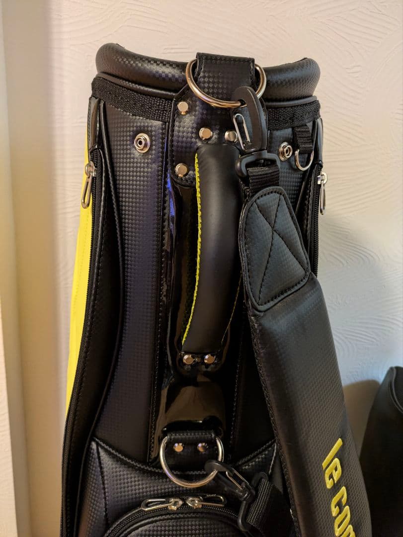 ルコック キャディバッグ【綺麗】9.0型 3.1kg 後期 右向ロゴ値下げ‼️