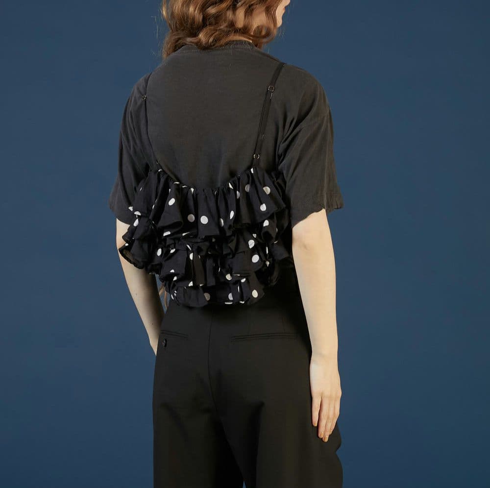 crinkle crinkle crinkle ドットフリルキャミ ブラック - メルカリ