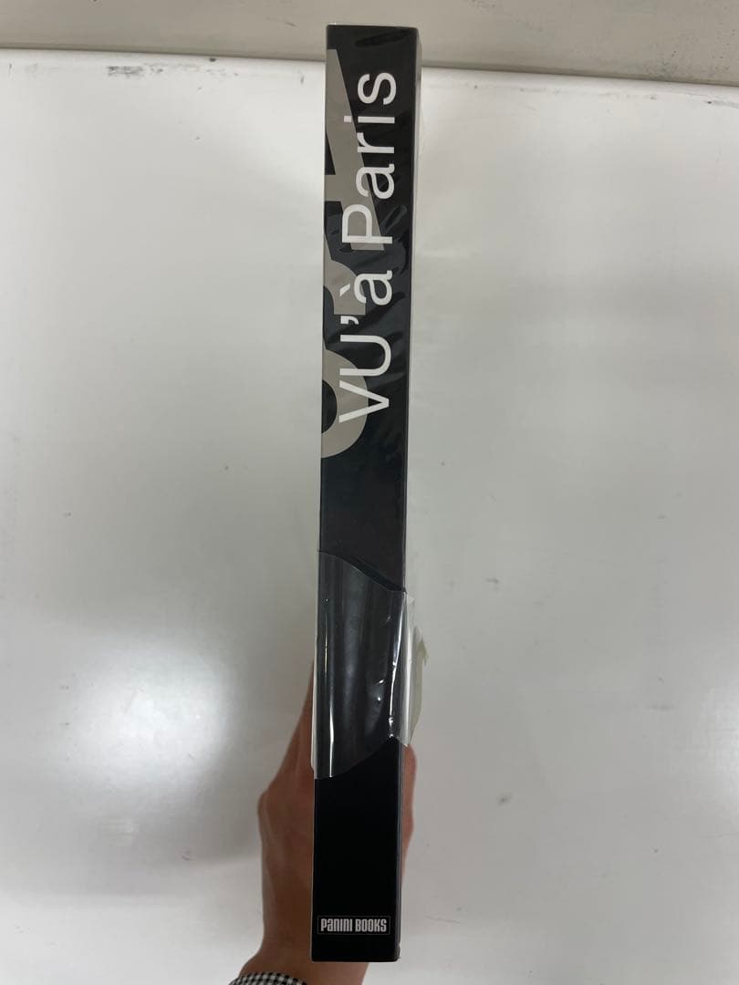 VU'à Paris アートブック VU'à Paris アートブック Paris-based