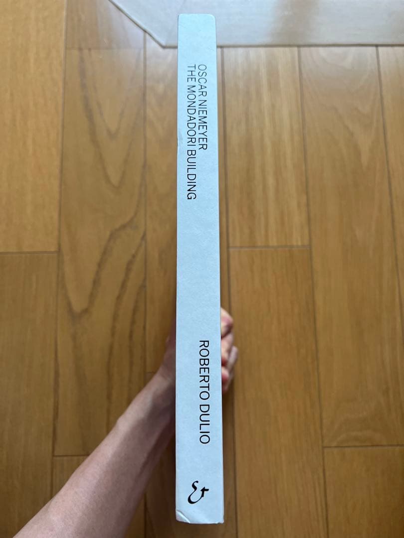 希少 オスカー•ニー•マイヤー イタリア建築 モンダドリ 書籍 建築作品