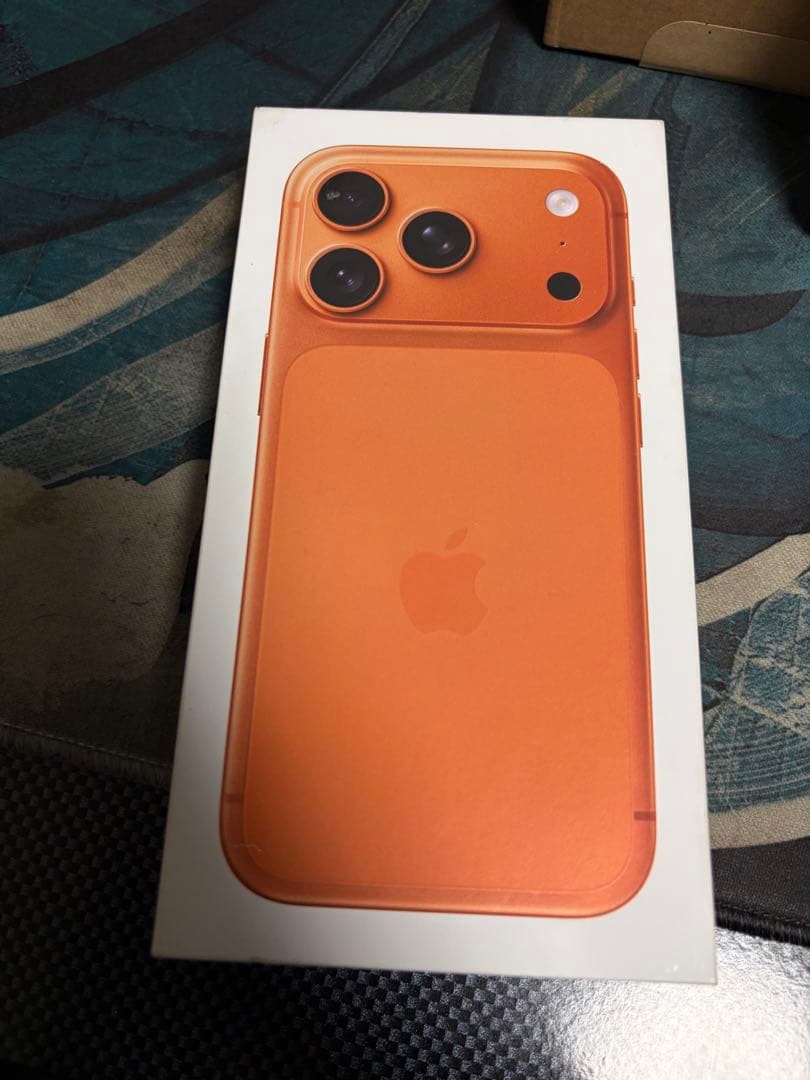 iPhone 17pro 256GB コズミックオレンジ SIMフリー - メルカリ