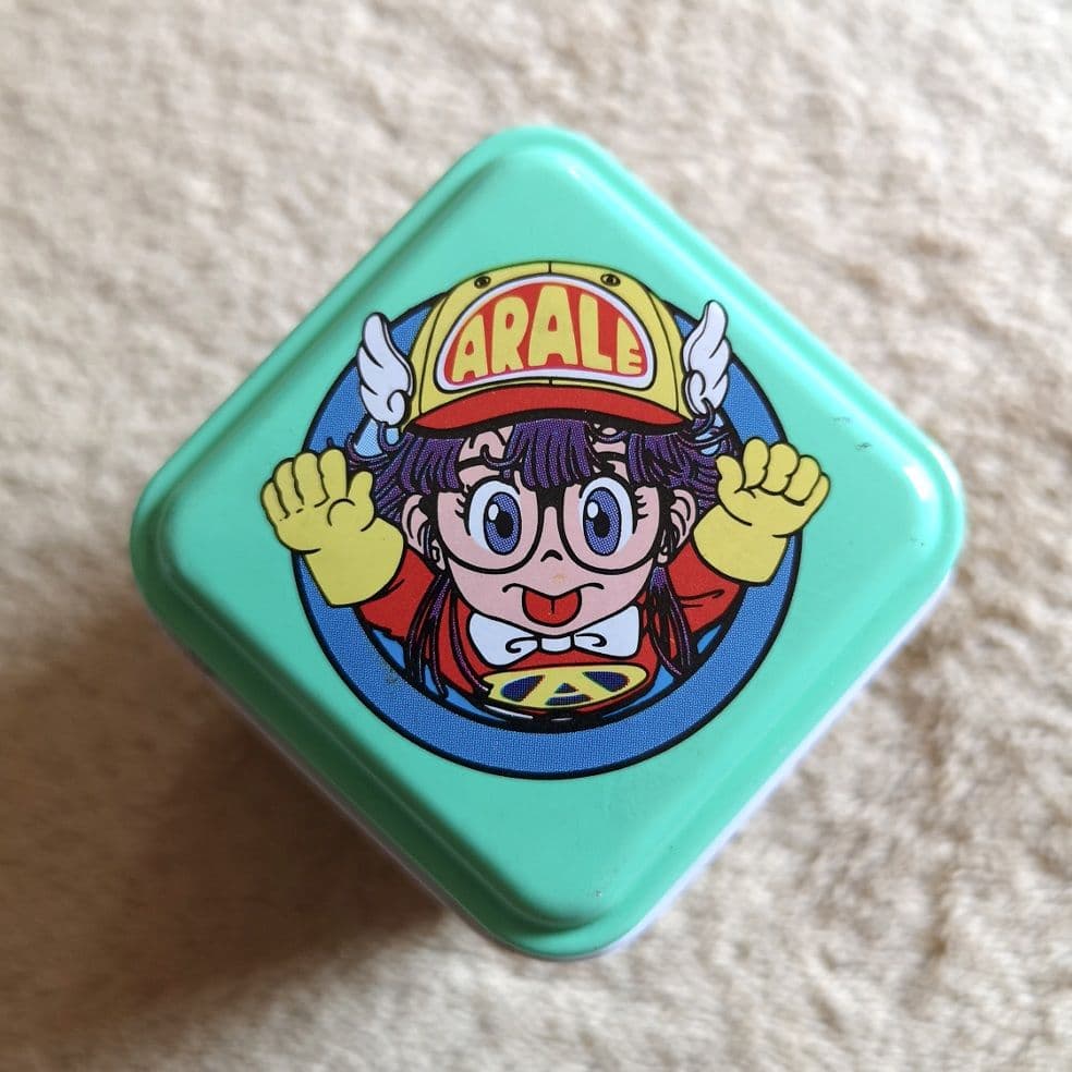 キャラクター缶】Dr.スランプ アラレちゃん - メルカリ