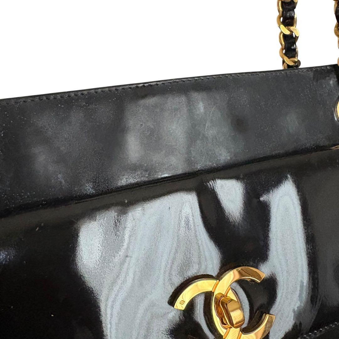 CHANEL デカココ チェーントート パテント 黒 べたつきなし 劣化あり