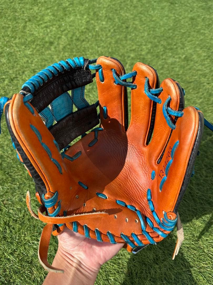 アンダーアーマー 限定グラブ クロコダイル柄 - メルカリ