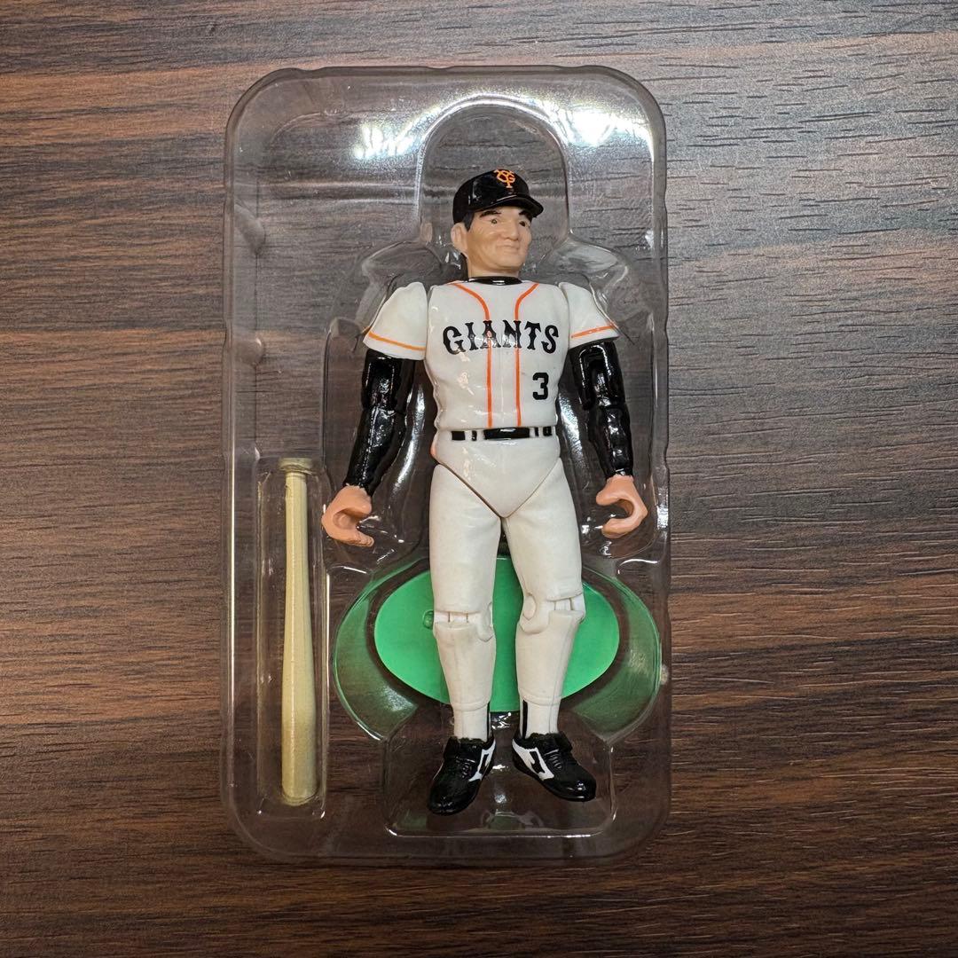 廃盤品】長嶋茂雄 2体セット 背番号3・33 ジャイアンツ フィギュア