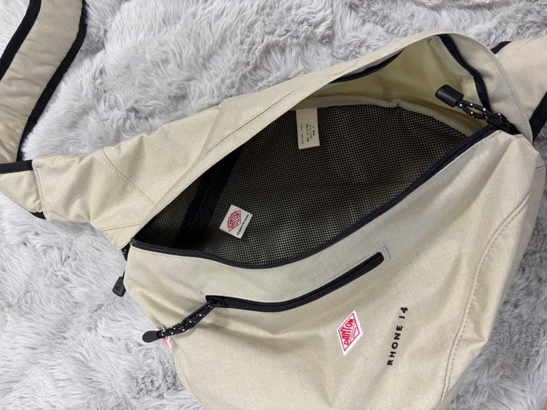 ダントン コーデュラキャンバスワンショルダーバッグ オイスター