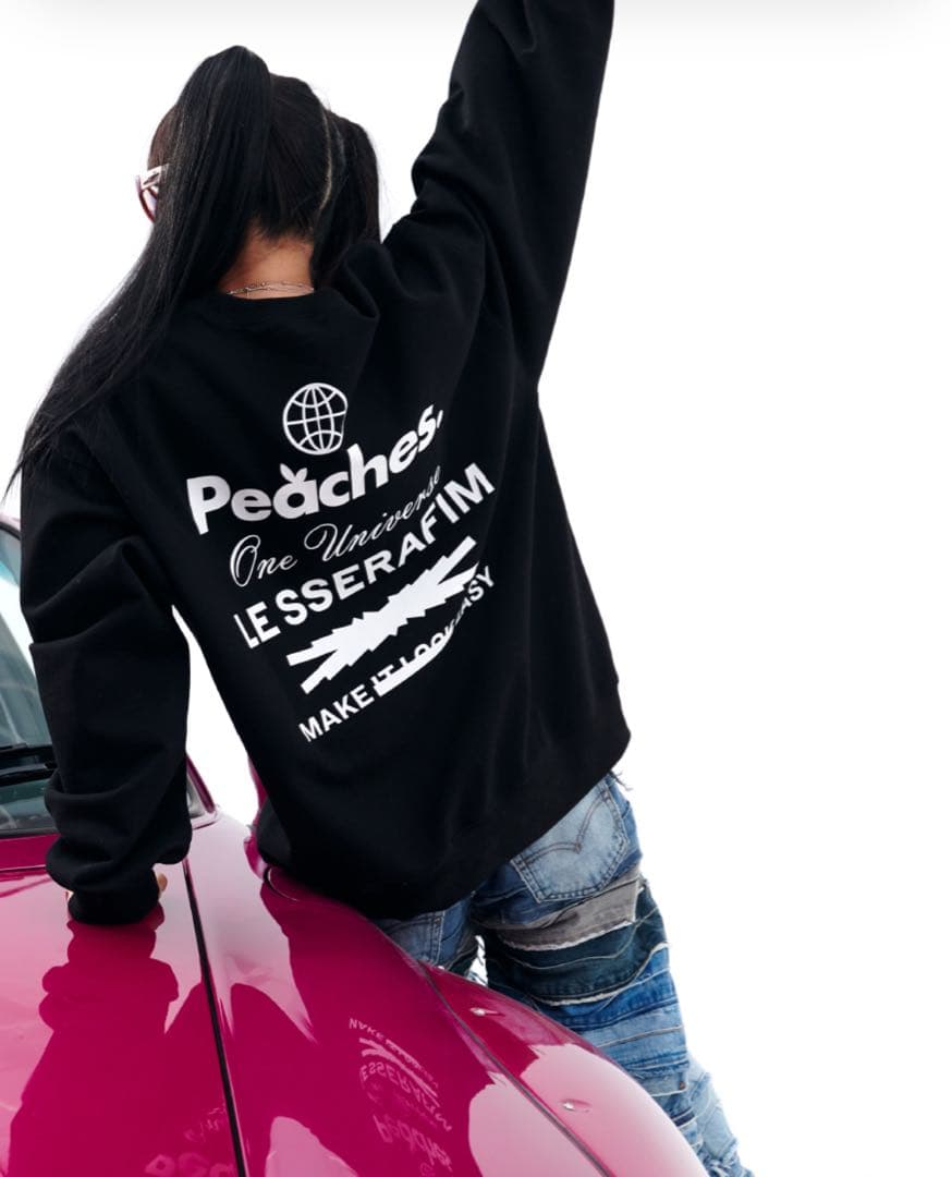 LE SSERAFIM ポップアップ コラボ スウェットシャツ トレーナー M