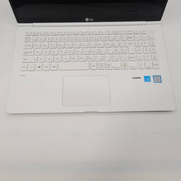 第8世代 i7 軽量 LG gram 15 16GB SSD512GB オフィス