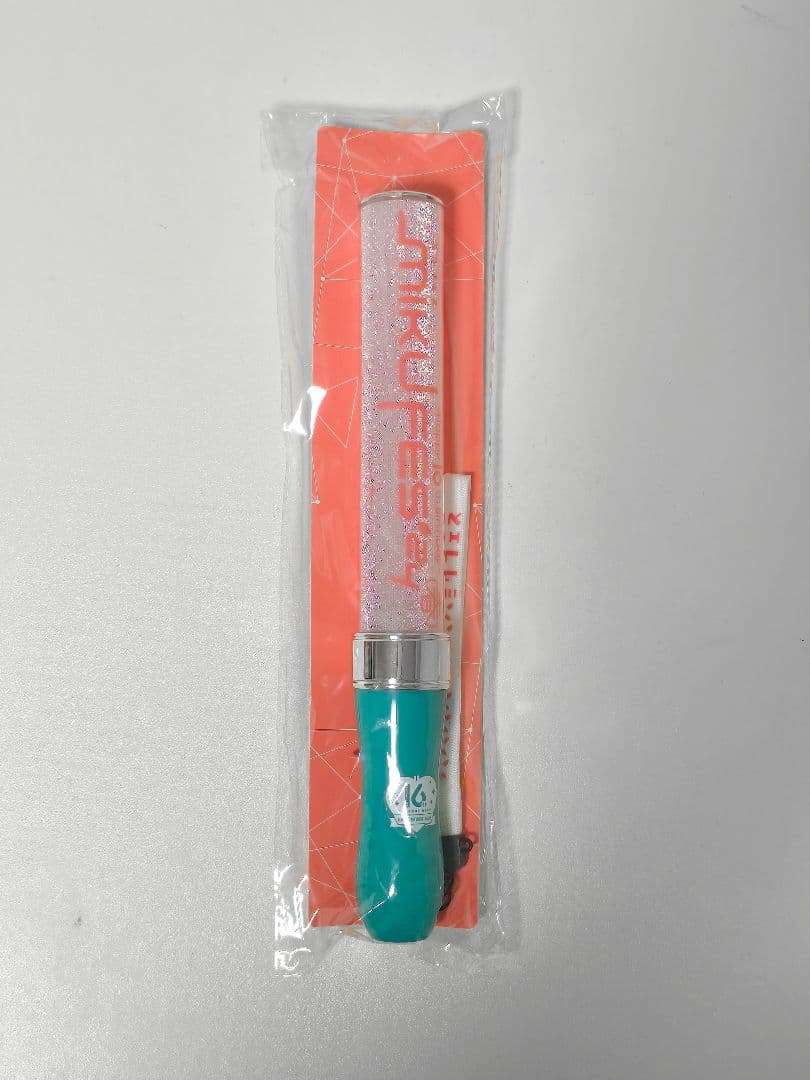 直筆サイン入り】山﨑空 AKB48 赤チェック衣装 生写真 ホログラム