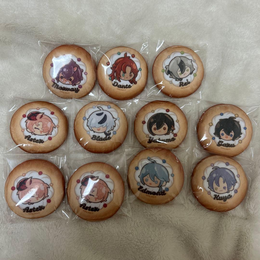 鞍*馬様 nuカーニバル ふわふわ缶バッジ　箔押しチェキ風カード　カレンダー グッズ-バッチ】NU: カーニバル 誕生日のひとときシリーズ - ふわふわ