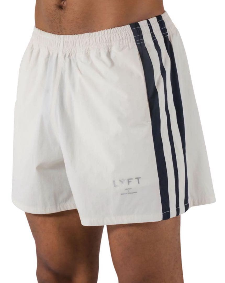 ⭐︎美品⭐︎ LYFT リフト 2ライン スイムショーツ アイボリー パンツ