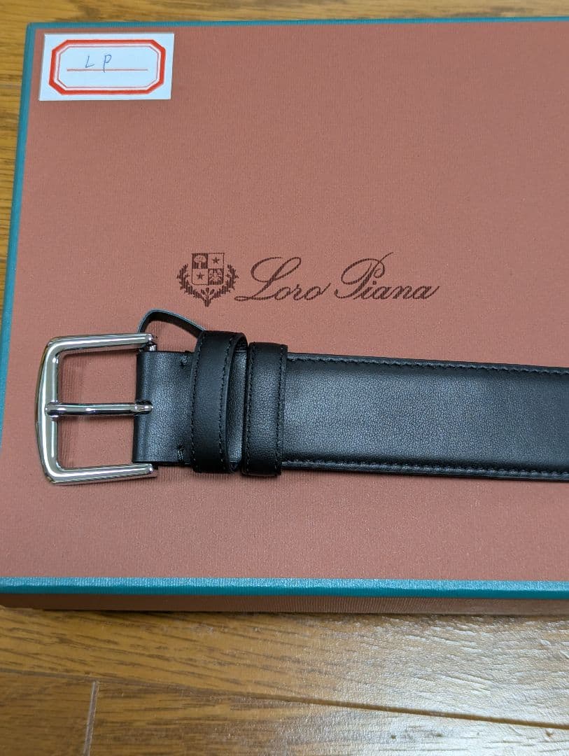 Loro Piana ブラックレザーベルト 90/36 Loro Piana Men's Travis Calf Leather Belt - Bergdorf Goodman