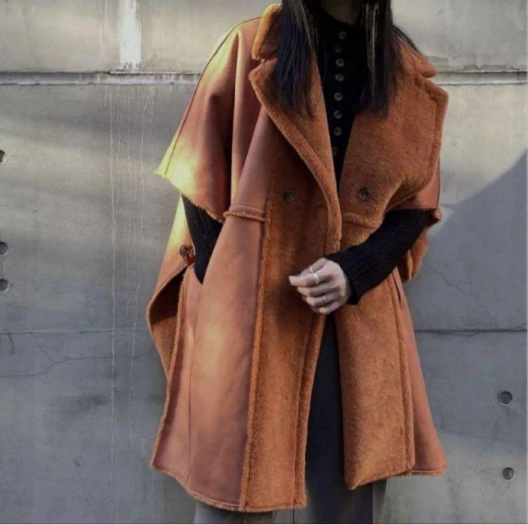 A*様 Ameri　REVERSIBLE BOA PONCHO COAT Ameri（アメリ）の「REVERSIBLE BOA PONCHO COAT（ポンチョ）」 - WEAR