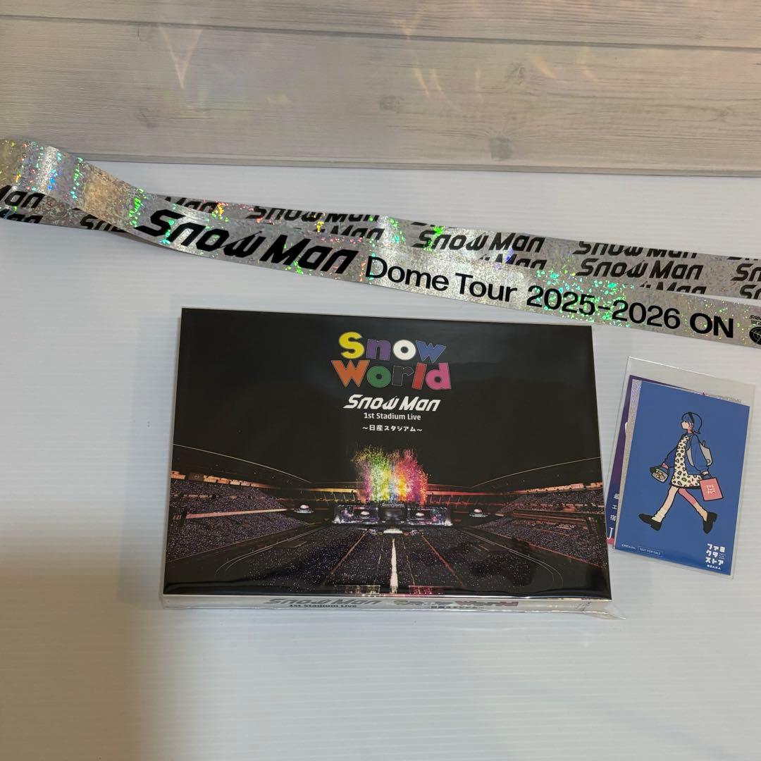  World Blu-ray FC限定 On銀テ ファミクラステッカー ファミクラストア／ NU茶屋町に移転したファミクラストア大阪店の