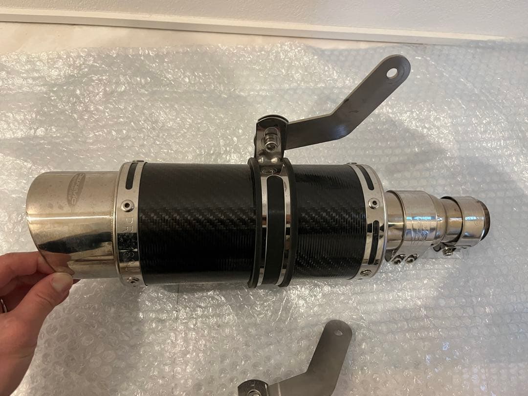 TRIUMPH SpeedTriple1050 Delkevic マフラー2本 - メルカリ