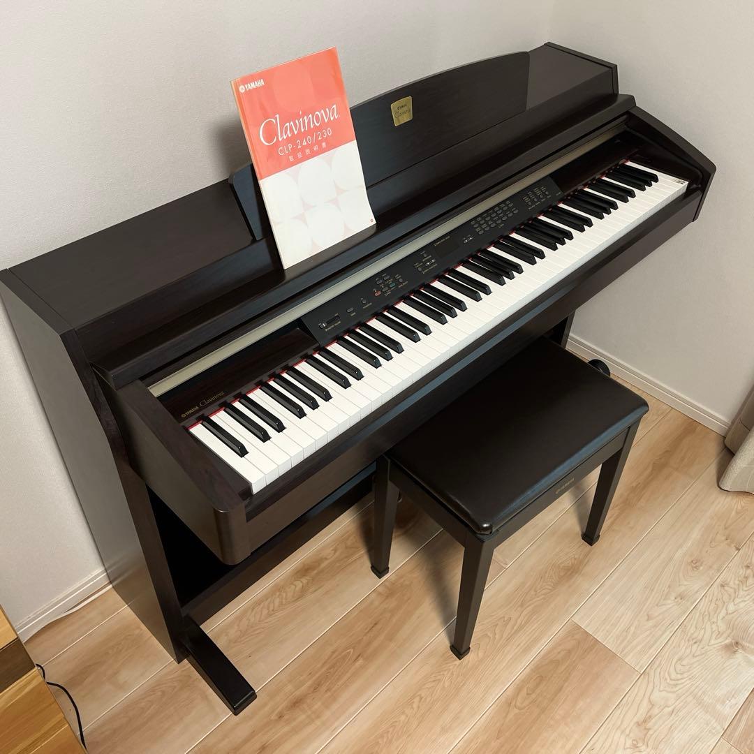 Yamaha Clavinova CP-230電子ピアノ ウッド調 椅子付き - メルカリ