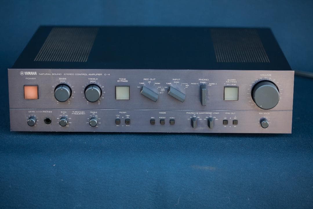 アンプ Yamaha NS Stereo Control Amp C-4 Yamaha C-4 Natural Sound Stereo Control Amplifier **For Parts or