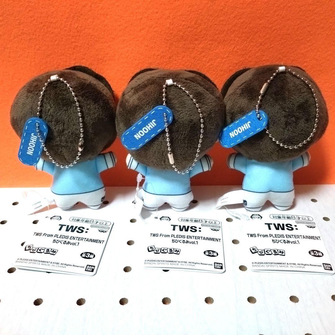 TWS: トゥアス 】ちびぐるみ , アクリルバッジ 11個セット - メルカリ