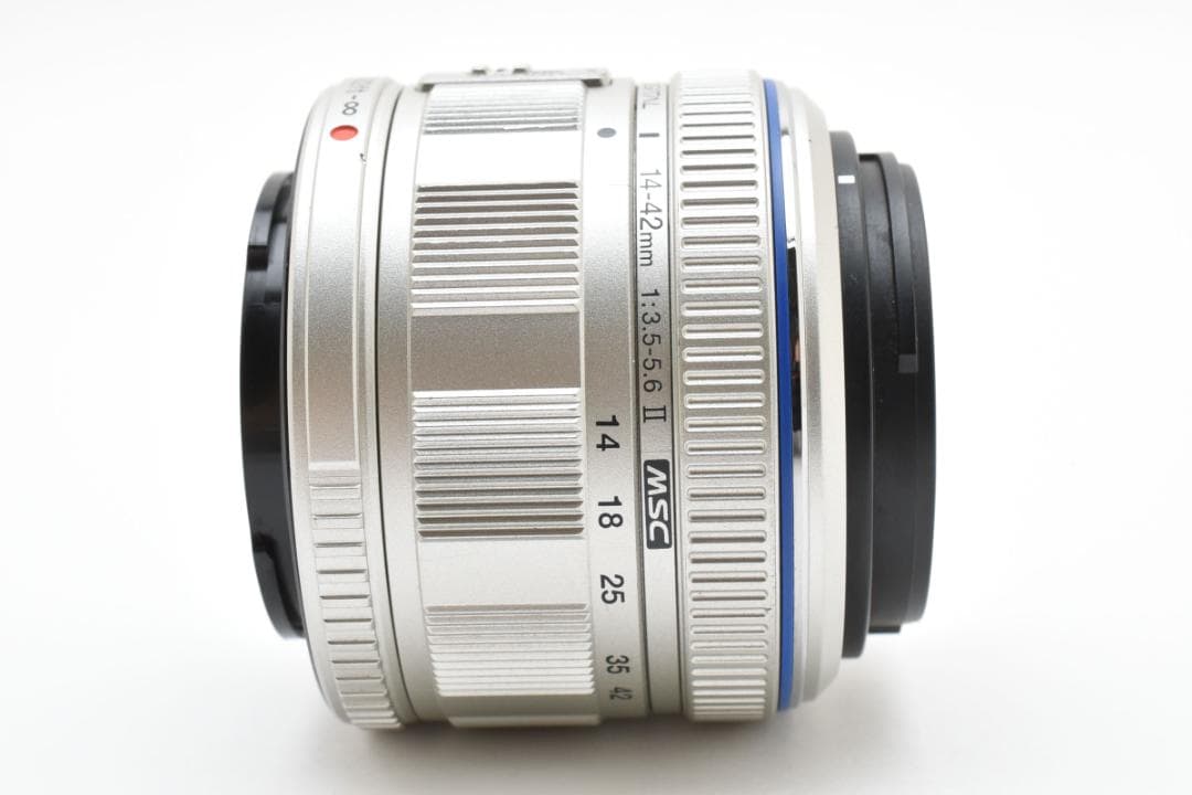 超美品 オリンパス M.zuikoレンズ 14-42 f3.5-5.6 シルバー