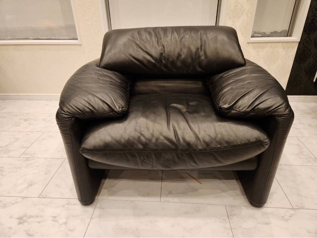 Cassina(カッシーナ)MARALUNGAマラルンガ 本革 1人掛けソファ Z3087503733