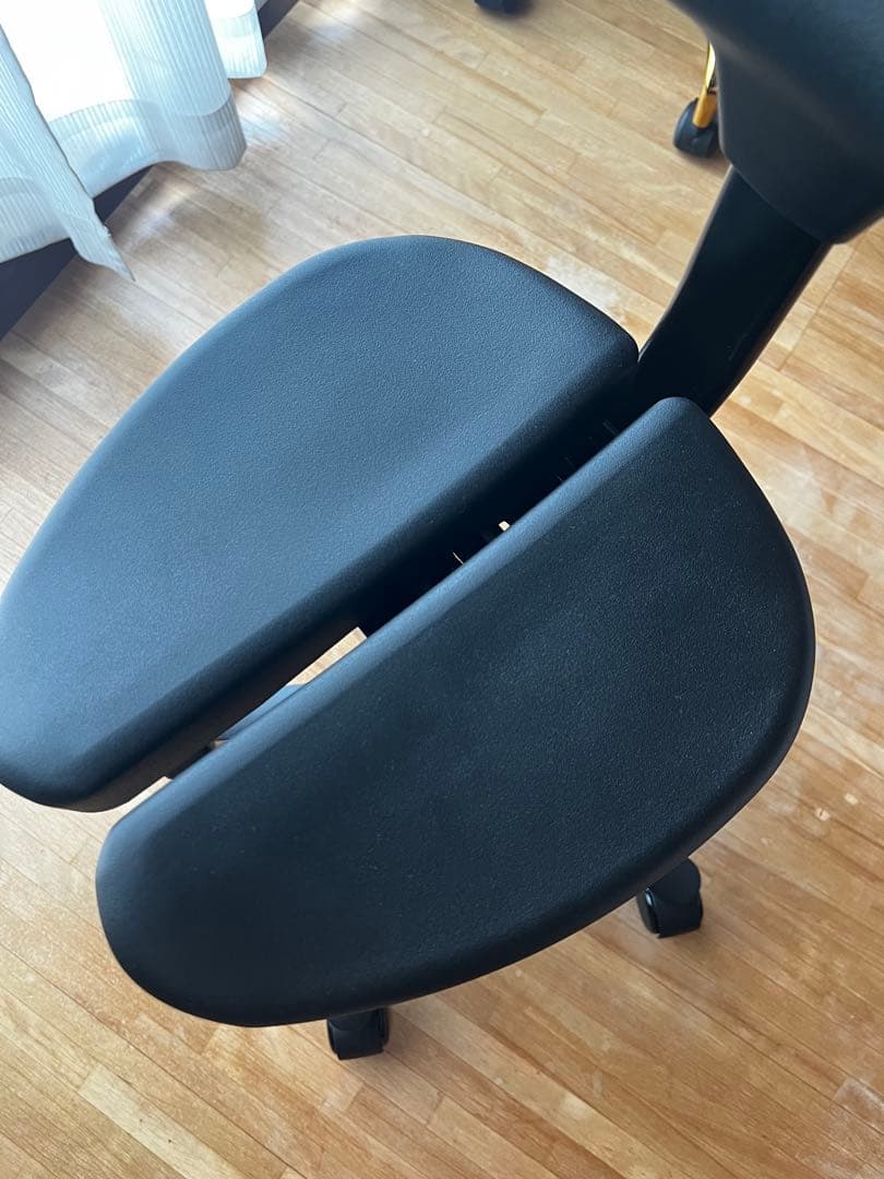 Ayur Chair(アーユル・チェアー)オクトパス【新品同様】