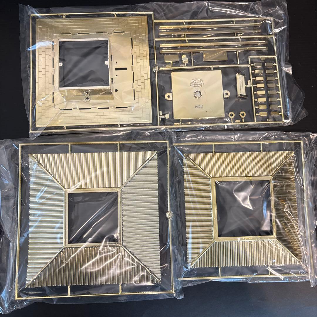 フジミ 国宝 薬師寺 東塔 ゴールド プラモデ 1/100 寺院 建築物 - メルカリ