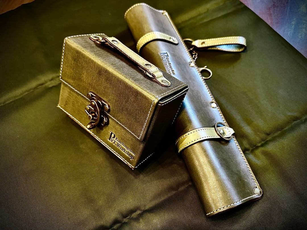 月末SALE！Pvt.Workshop 極CL 本革　デッキケース プレマケース 月末SALE！Pvt.Workshop 極CL本革 デッキケース プレマケース - メルカリ