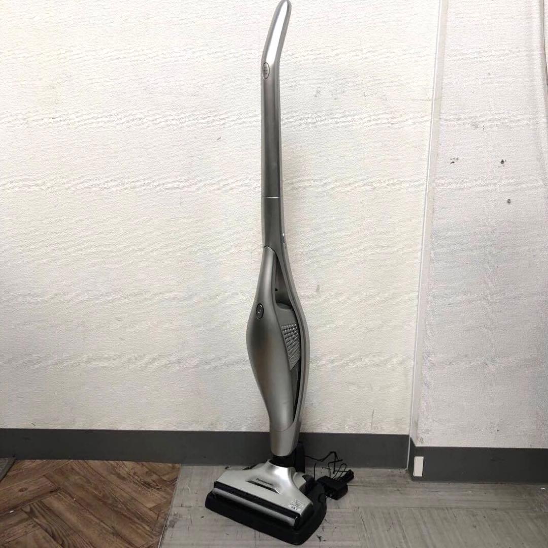 Panasonic スティッククリーナー　MC-SB10J-N 2022年製 Amazon | パナソニック コードレス 掃除機 シャンパンシルバー MC