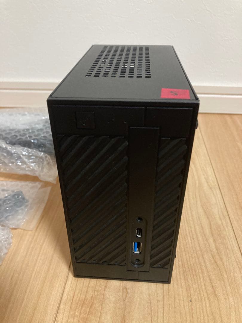 5 ASRock DeskMini 110 デスクミニ サイズも性能も妥協しない。新世代“Mini-STX”の超小型マシン、ASRock