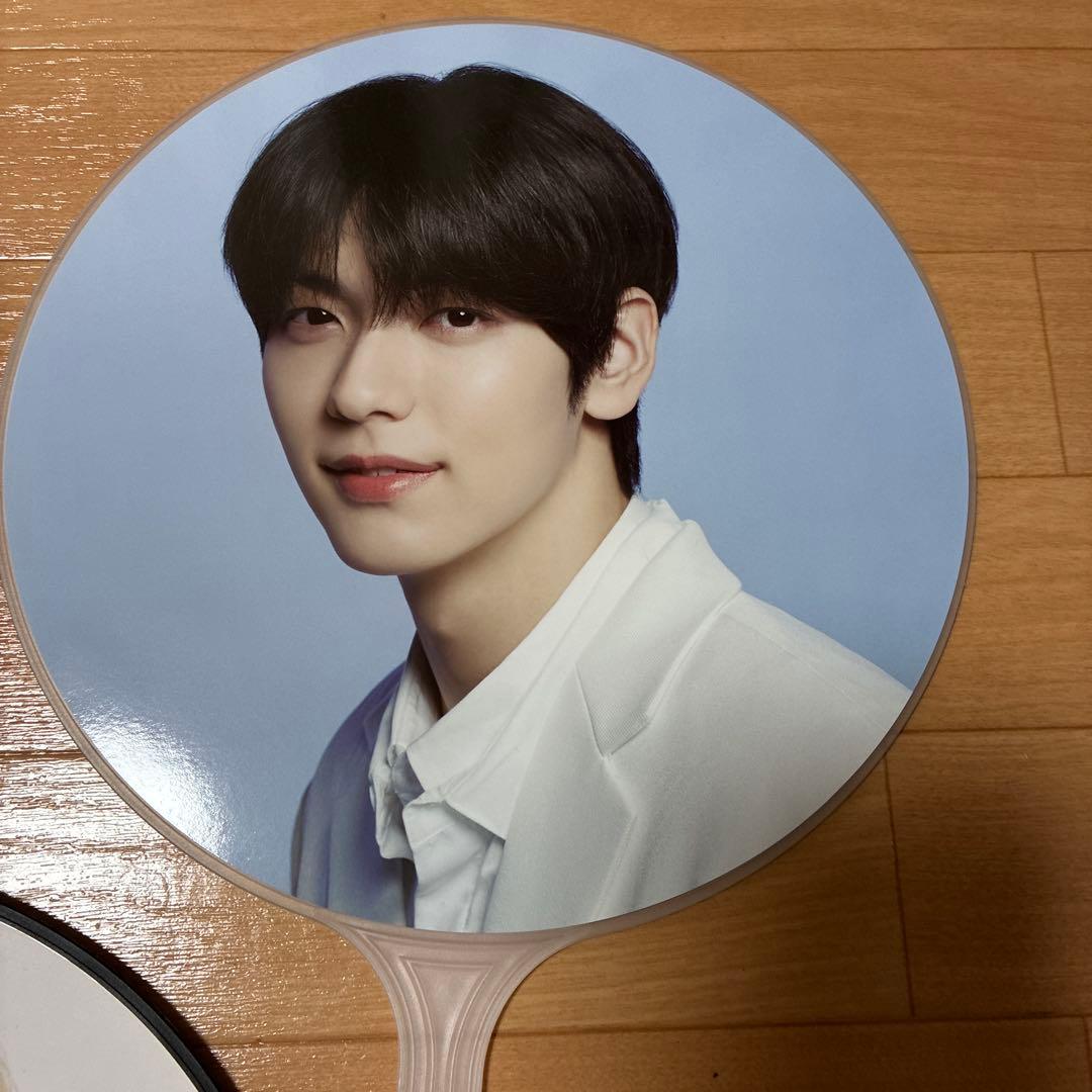 TXT スビン うちわ3本セット - メルカリ