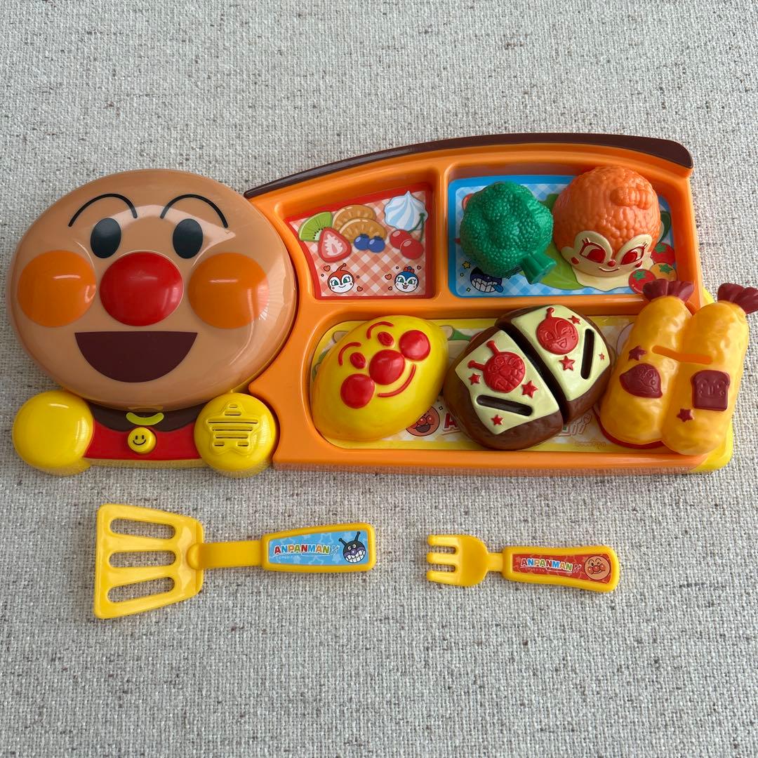 アンパンマン ホットプレートでジュージュー! できたておこさまランチ