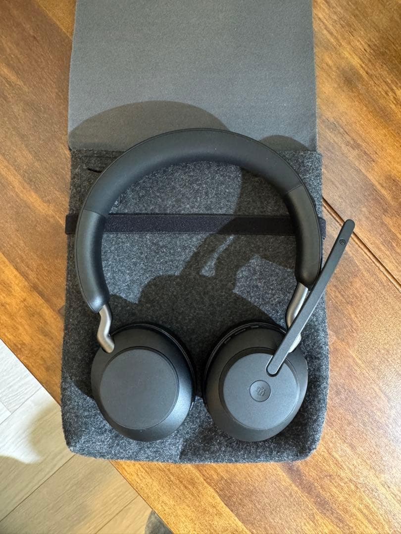 Jabra Evolve2 65 MS Stereo ヘッドセット マイク付き Jabra Evolve2 65 MS Stereo USB-C Stand Black - Jabra x JADE