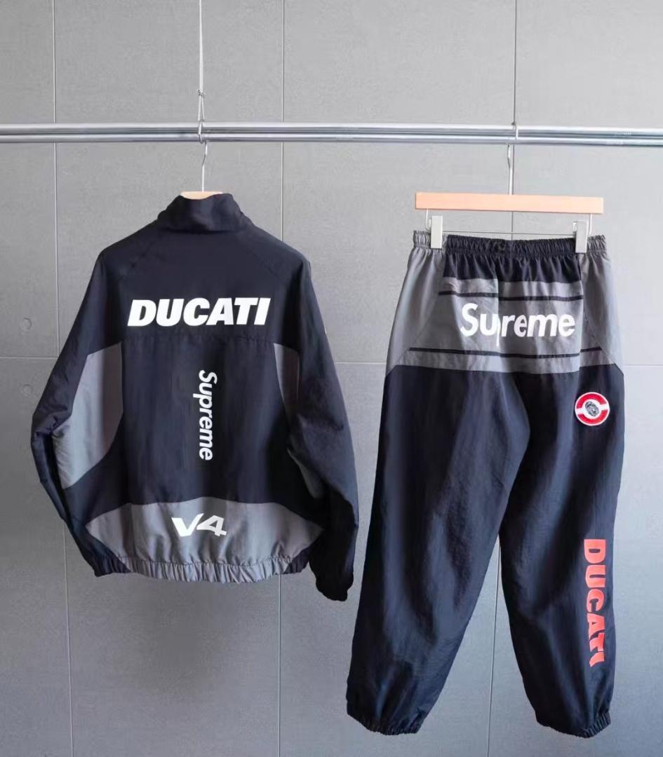 ✨美品Supreme × Ducati セットアップ 上下セット - メルカリ