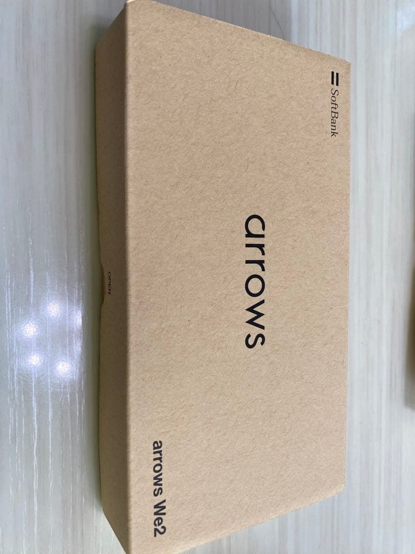 arrows We2 本体　ネイビーグリーン FCNT arrows We2 au [ネイビーグリーン] 価格比較 - 価格.com