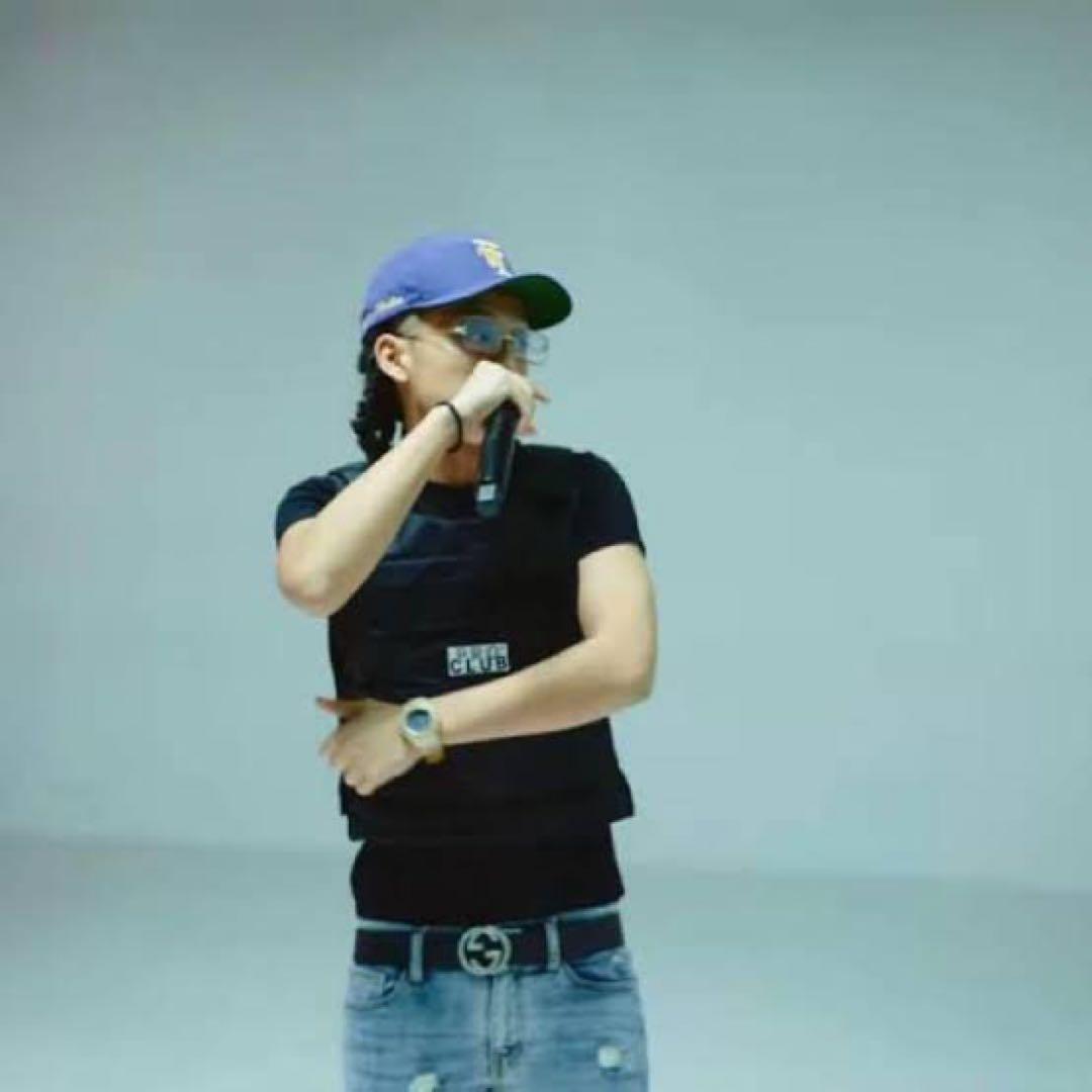 プロクラブベスト Pro Club エイデン着用 - メルカリ