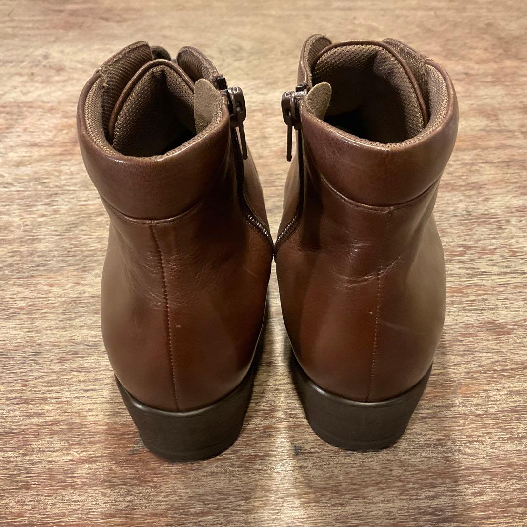 美品！アシックス ペダラ サイドジップ ブーツ 23.5cm 茶 ブラウン