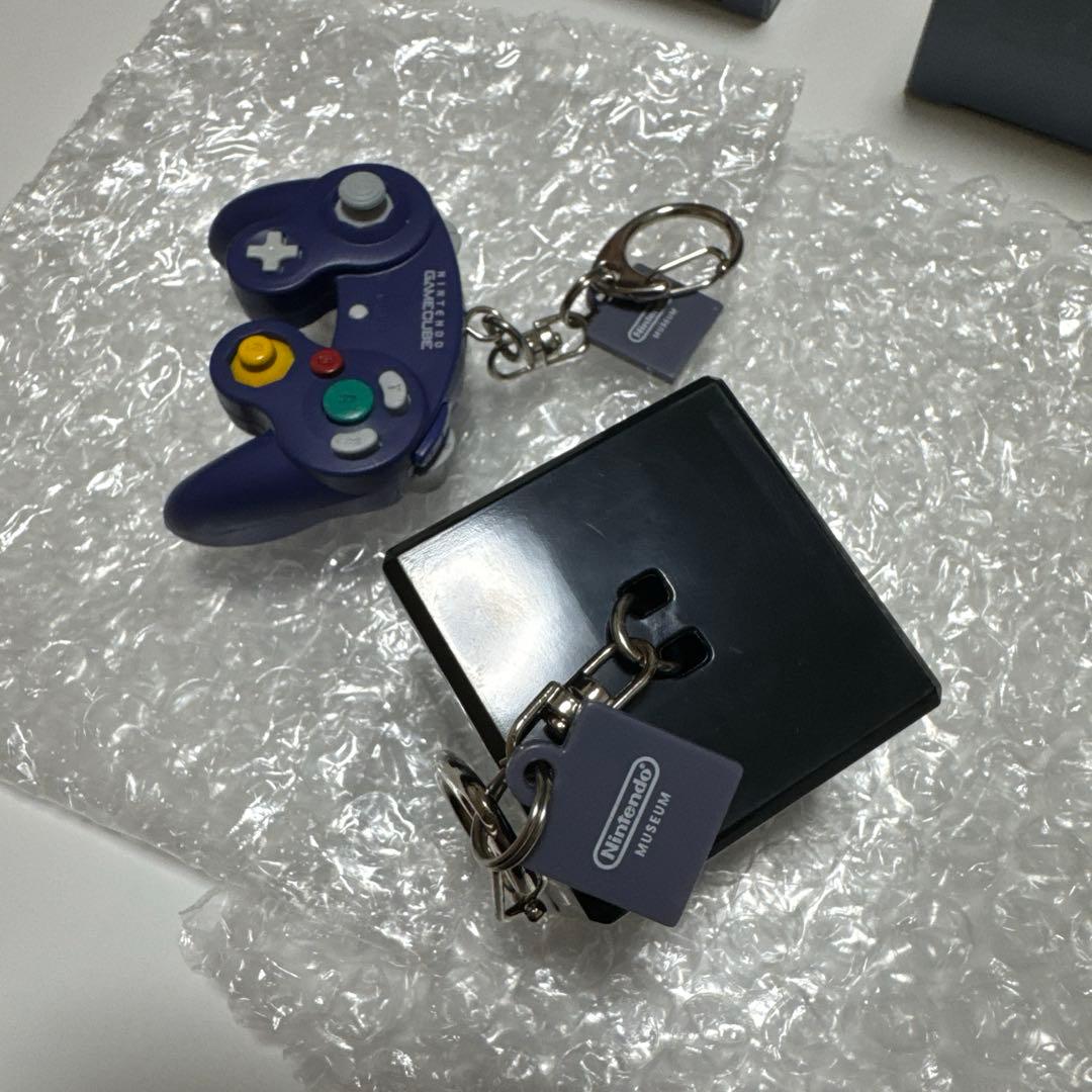 メルカリ便】ニンテンドーミュージアム ゲームハード キーホルダー