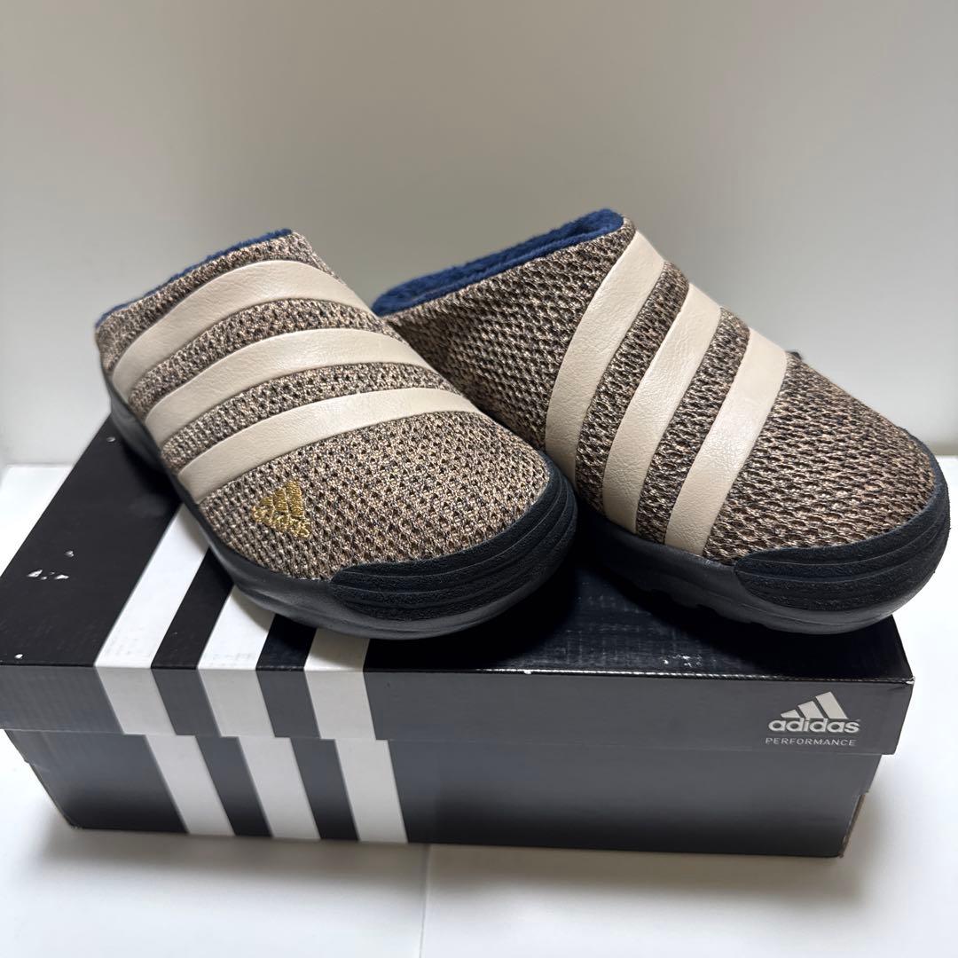 adidasアディダス　トアロToalo shell adidas Toalo shell トアロ 24 5｜Yahoo!フリマ（旧PayPayフリマ）