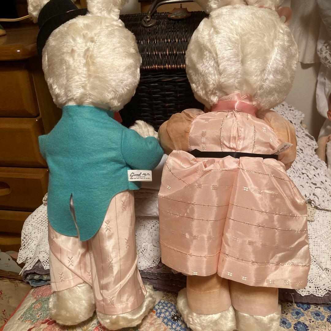 ガンドラバーフェイスバニー1体のみ 右側のバニーはsoldです。